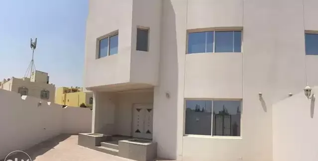 Residencial Listo Propiedad 7 habitaciones U / F Villa Standerlone  venta en al-sad , Doha #7697 - 1  image 